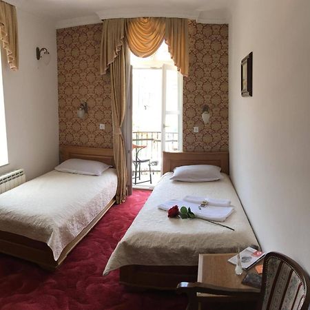 Hotel Latinski Most Sarajevo Exteriör bild