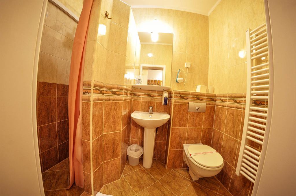 Hotel Latinski Most Sarajevo Exteriör bild