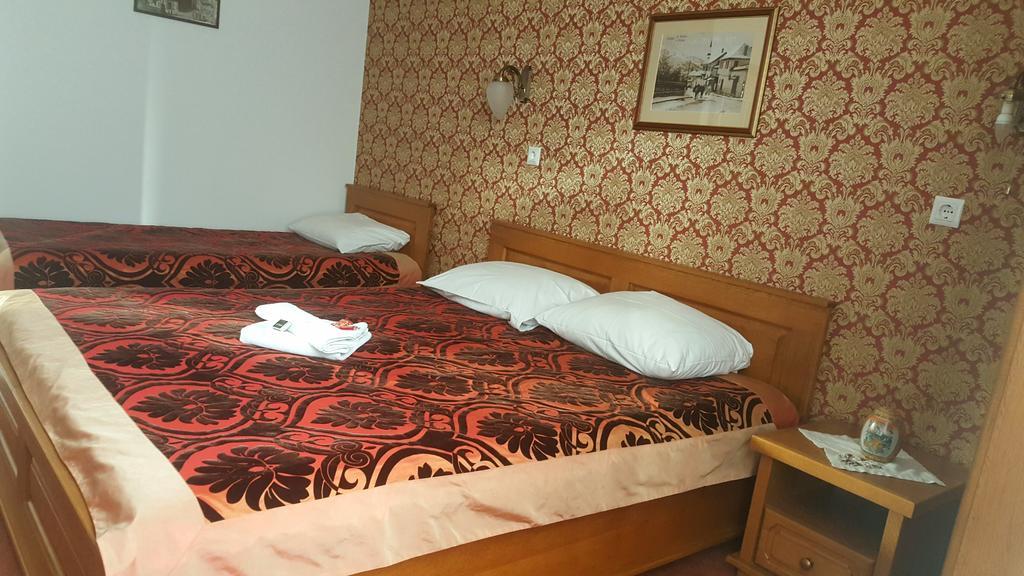 Hotel Latinski Most Sarajevo Exteriör bild