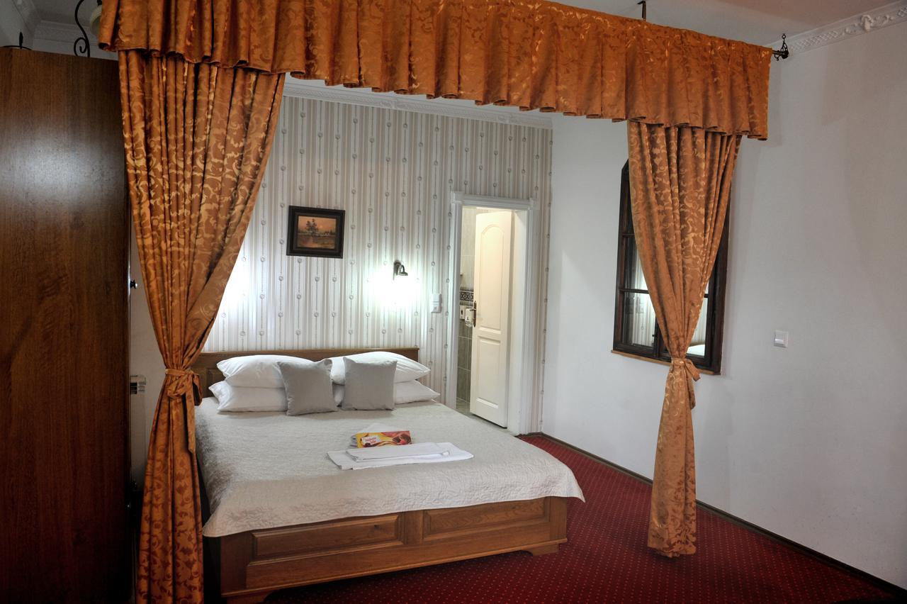 Hotel Latinski Most Sarajevo Exteriör bild