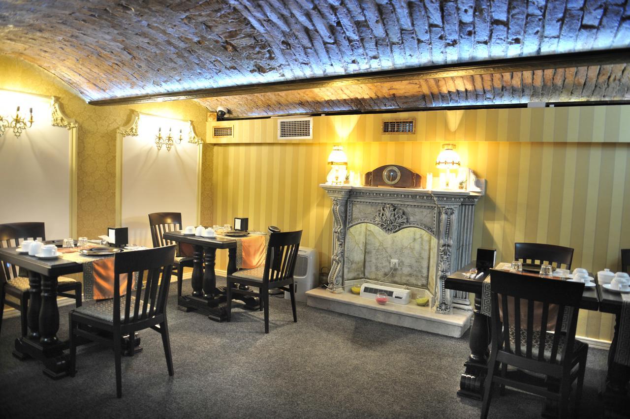 Hotel Latinski Most Sarajevo Exteriör bild
