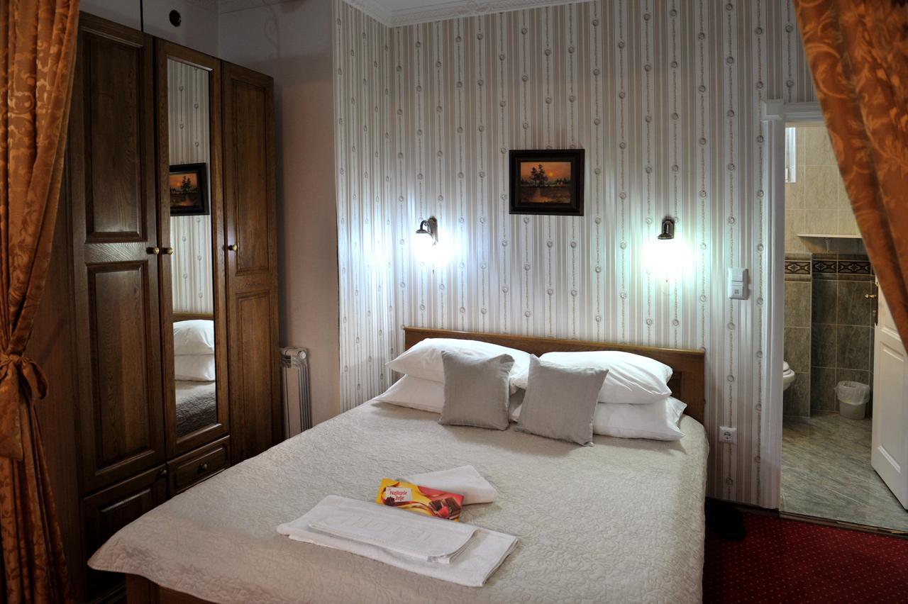Hotel Latinski Most Sarajevo Exteriör bild
