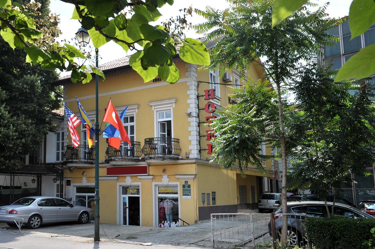 Hotel Latinski Most Sarajevo Exteriör bild